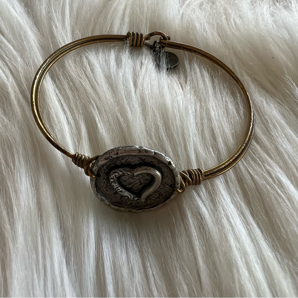 Luca + Danni Matte Silver Wire Heart Stamped Metal Horizontal Bangle